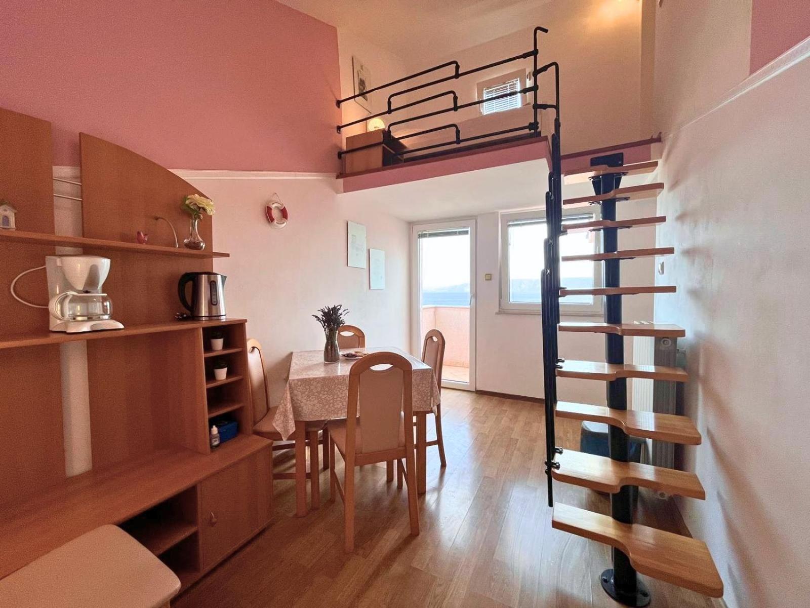 App St Marin View 노비비노돌스키 객실 사진